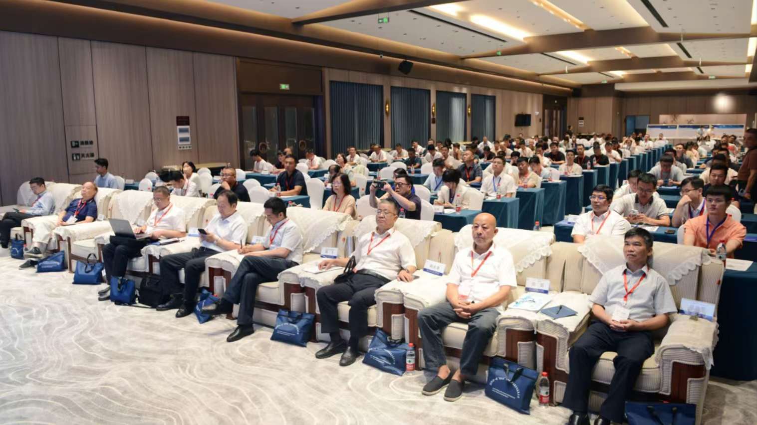 2024第一届"必一·运动杯"材料装备行业数字化发展论坛在湖南湘潭(必一·运动)胜利召开